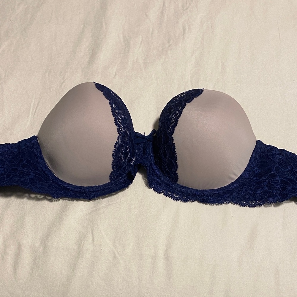Victoria's Secret Navy and Light Gray Lace Push-Up Bra